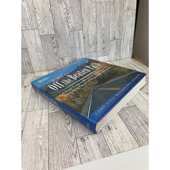 Readers Digest Off the Beaten Path Travel Guide 2003 - Picture 2 of 7